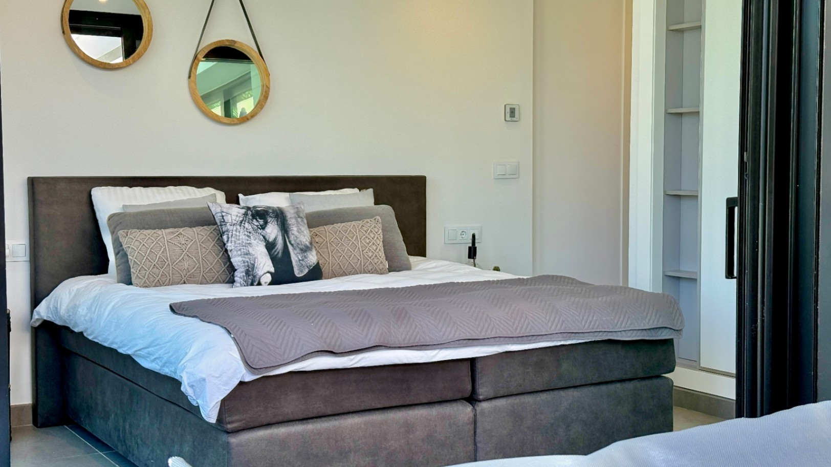 Luxe villa te koop in Puerta Fenicia met indrukwekkend uitzicht op de Montgo