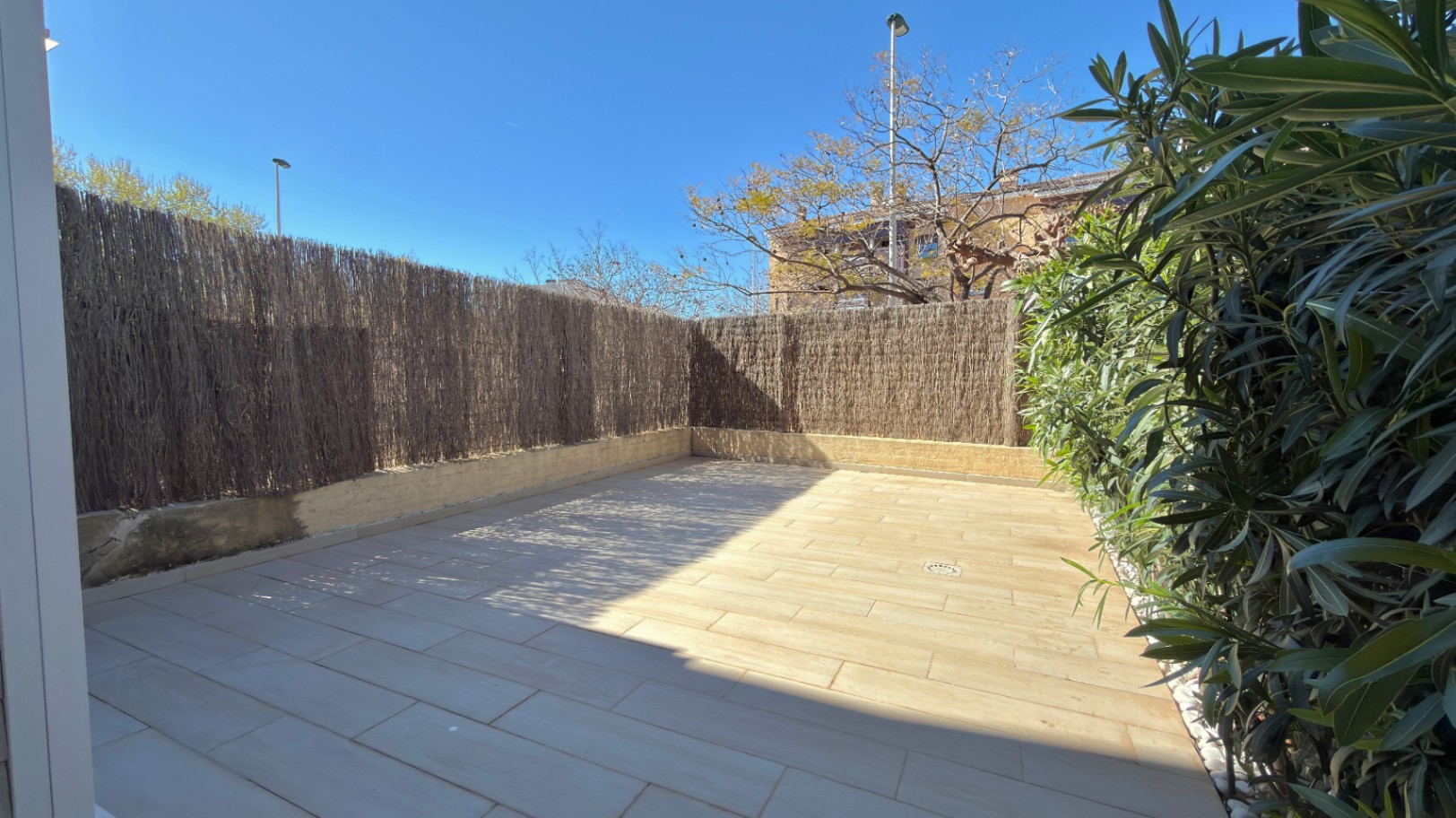 Seizoensgebonden appartement te huur in Montañar - El Arenal, Alicante