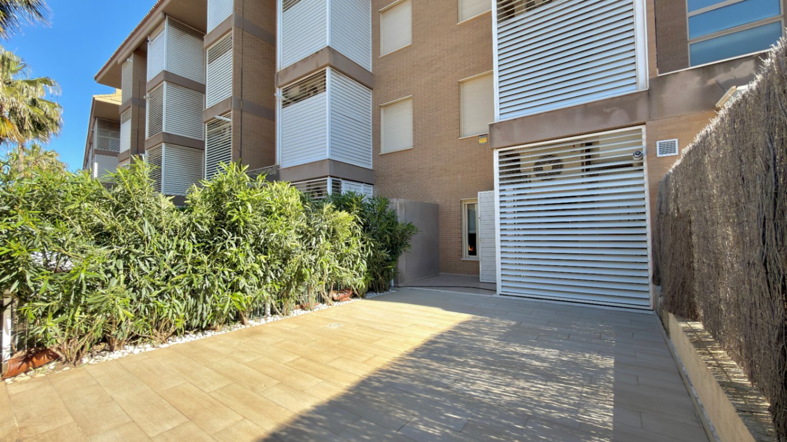 Seizoensgebonden appartement te huur in Montañar - El Arenal, Alicante