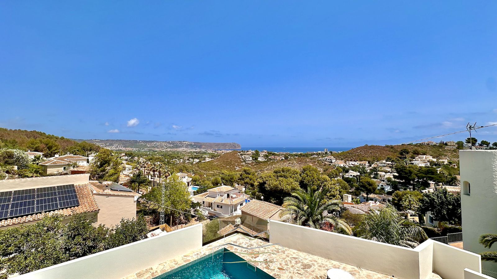 Villa te koop met zeezicht in Adsubia Javea - Costa Blanca