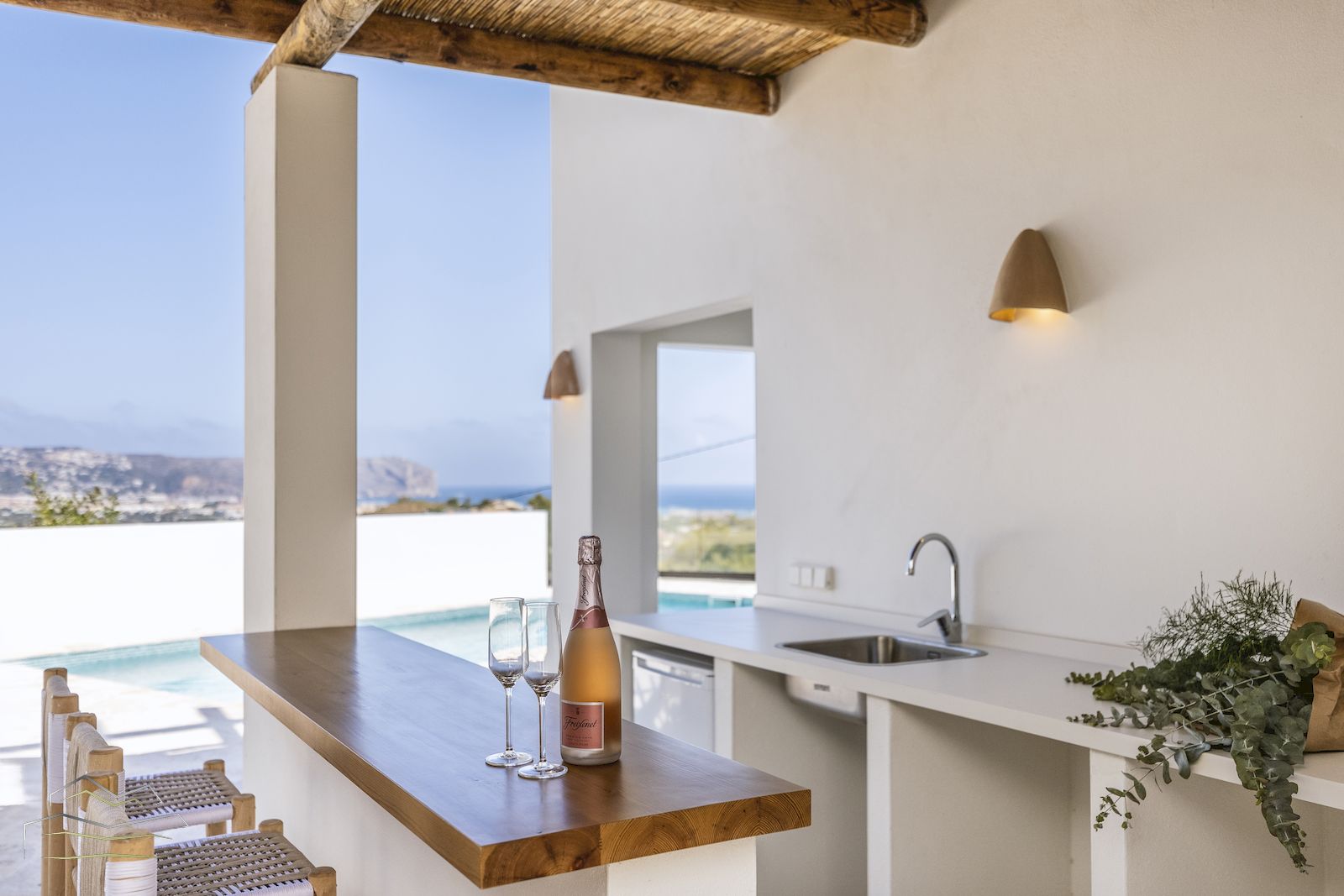 Villa te koop met zeezicht in Adsubia Javea - Costa Blanca