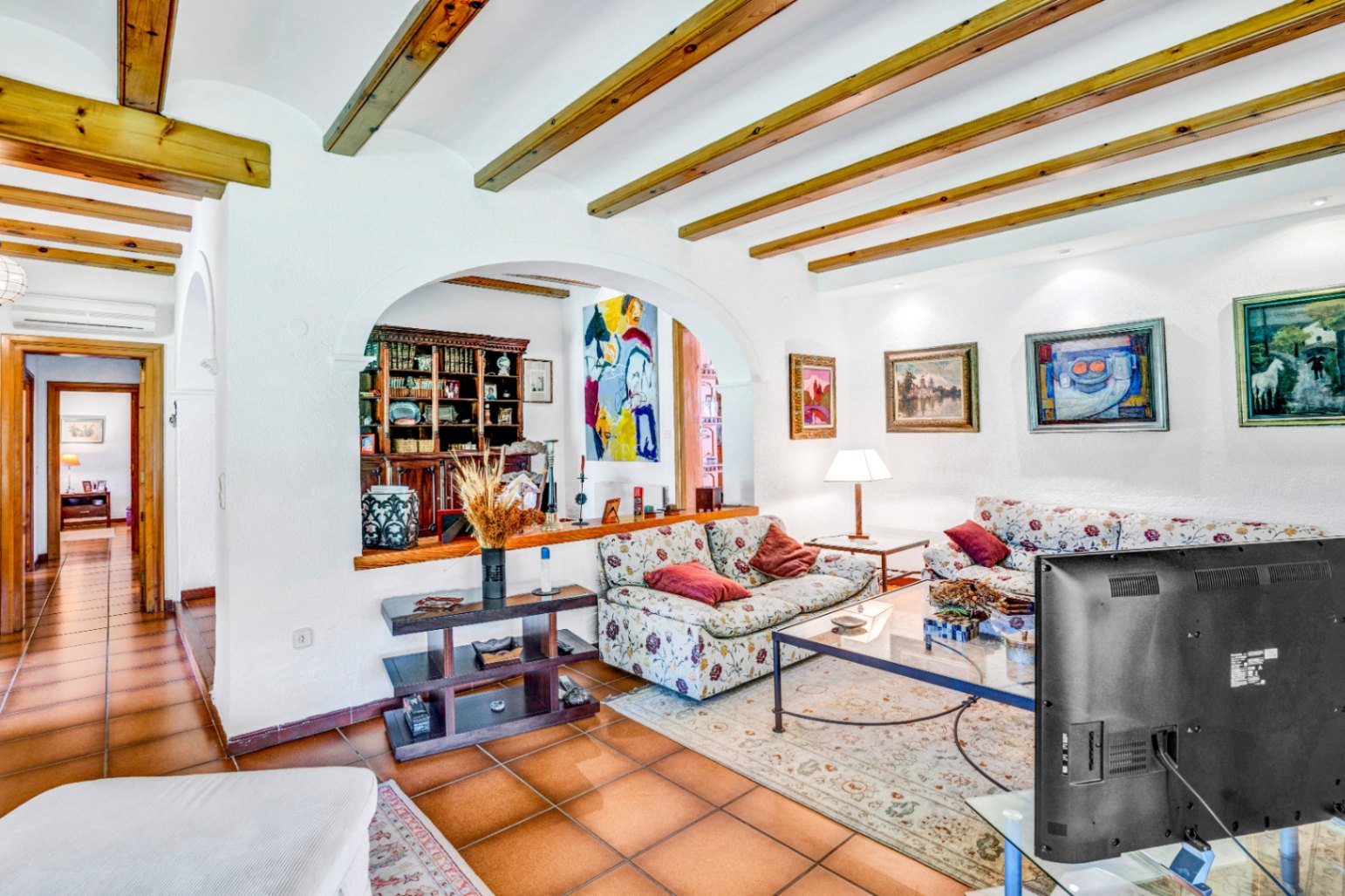 Villa te koop in Tosalet de Javea - Groot perceel van 1950m2 - 5 slaapkamers en alles op één verdieping