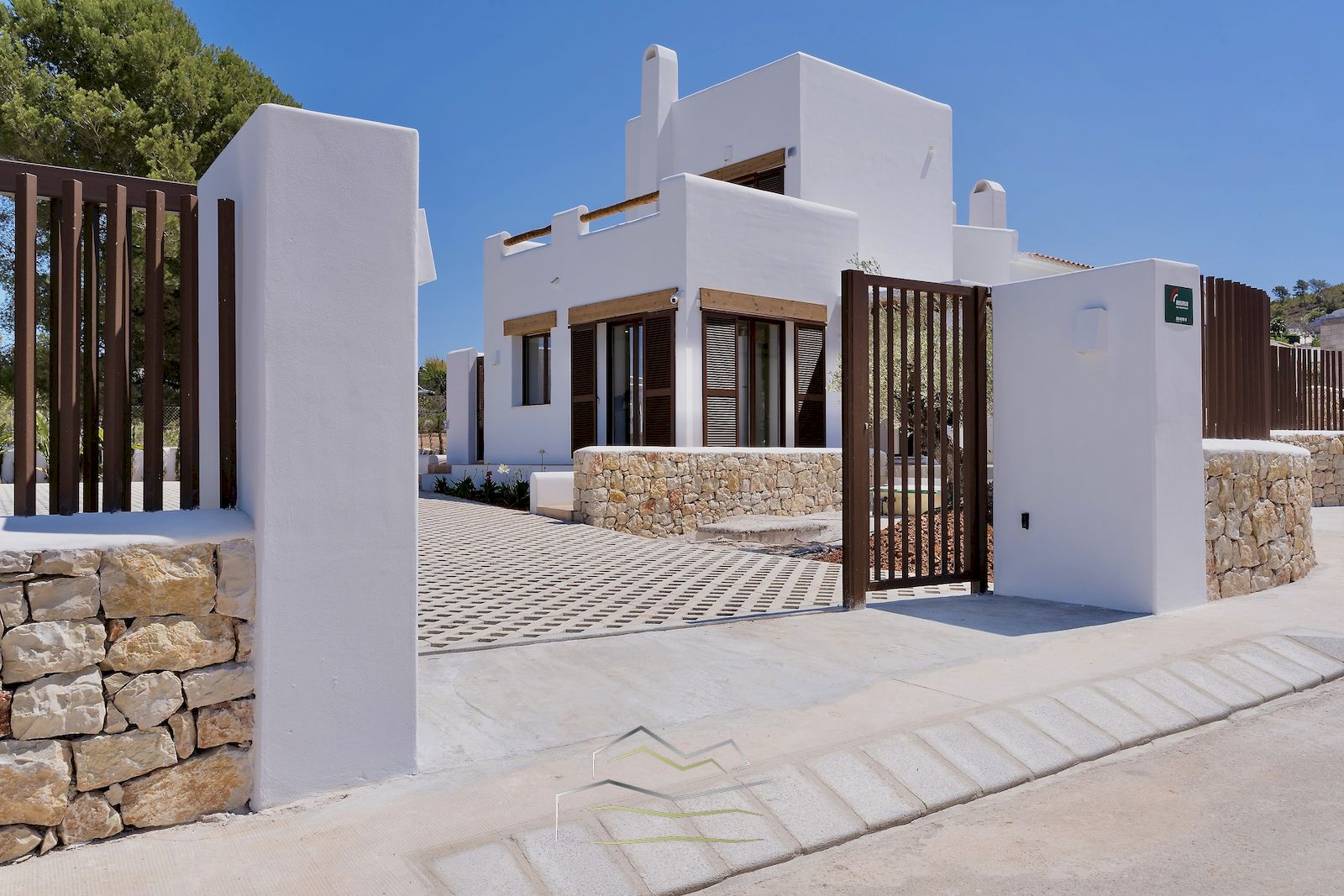 Villa in Ibiza-stijl te koop in Javea