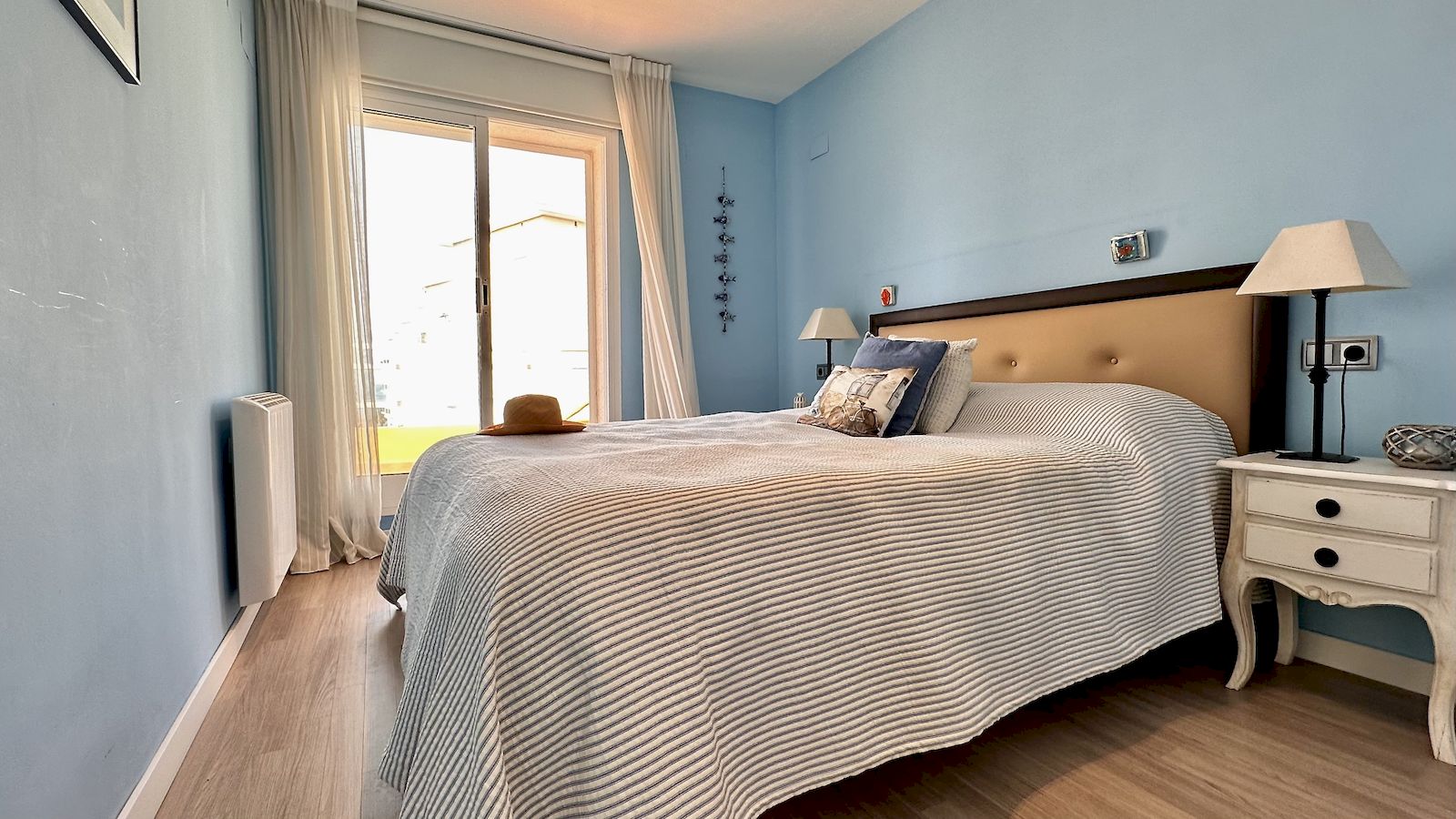 Duplex appartement te huur met zeezicht in Playa del Arenal - Javea