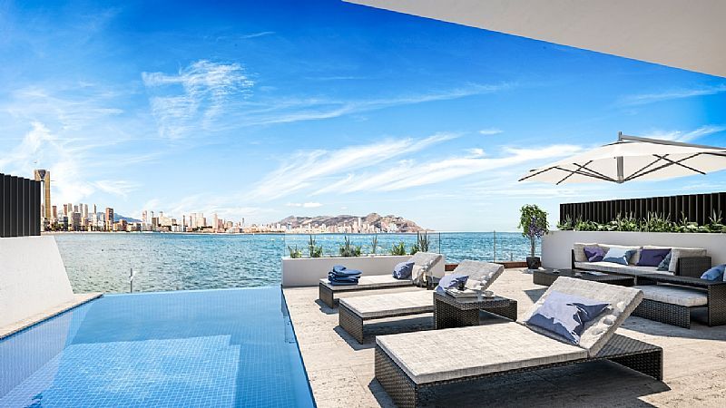 Appartement te koop op de eerste lijn van Playa Poniente - Benidorm