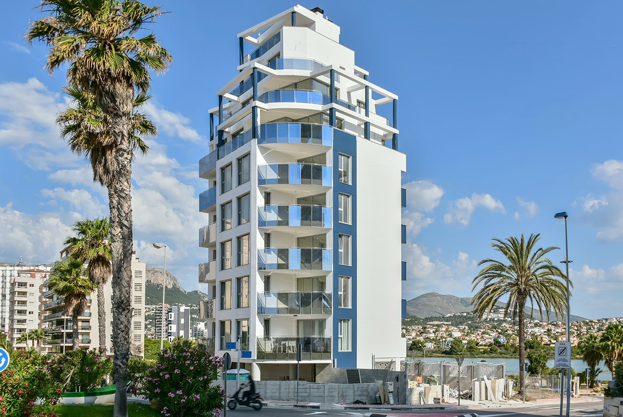 Appartement te koop - triplex penthouse in Calpe met prachtig uitzicht op zee - Costa Blanca