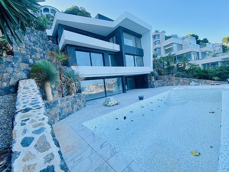Luxe villa te koop met uitzicht op zee in prachtige Granadella - Javea